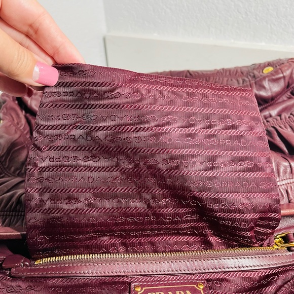 Prada Gaufre Handbag w Eggplant Napa Leather, great condition - Picture 15 of 17